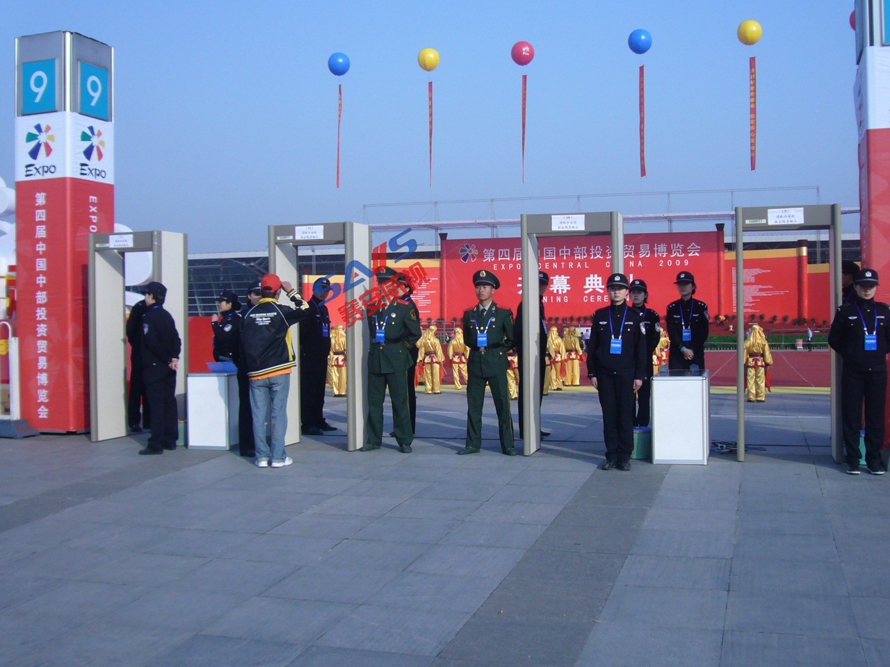 PD6500i安检门护航国际经贸盛会